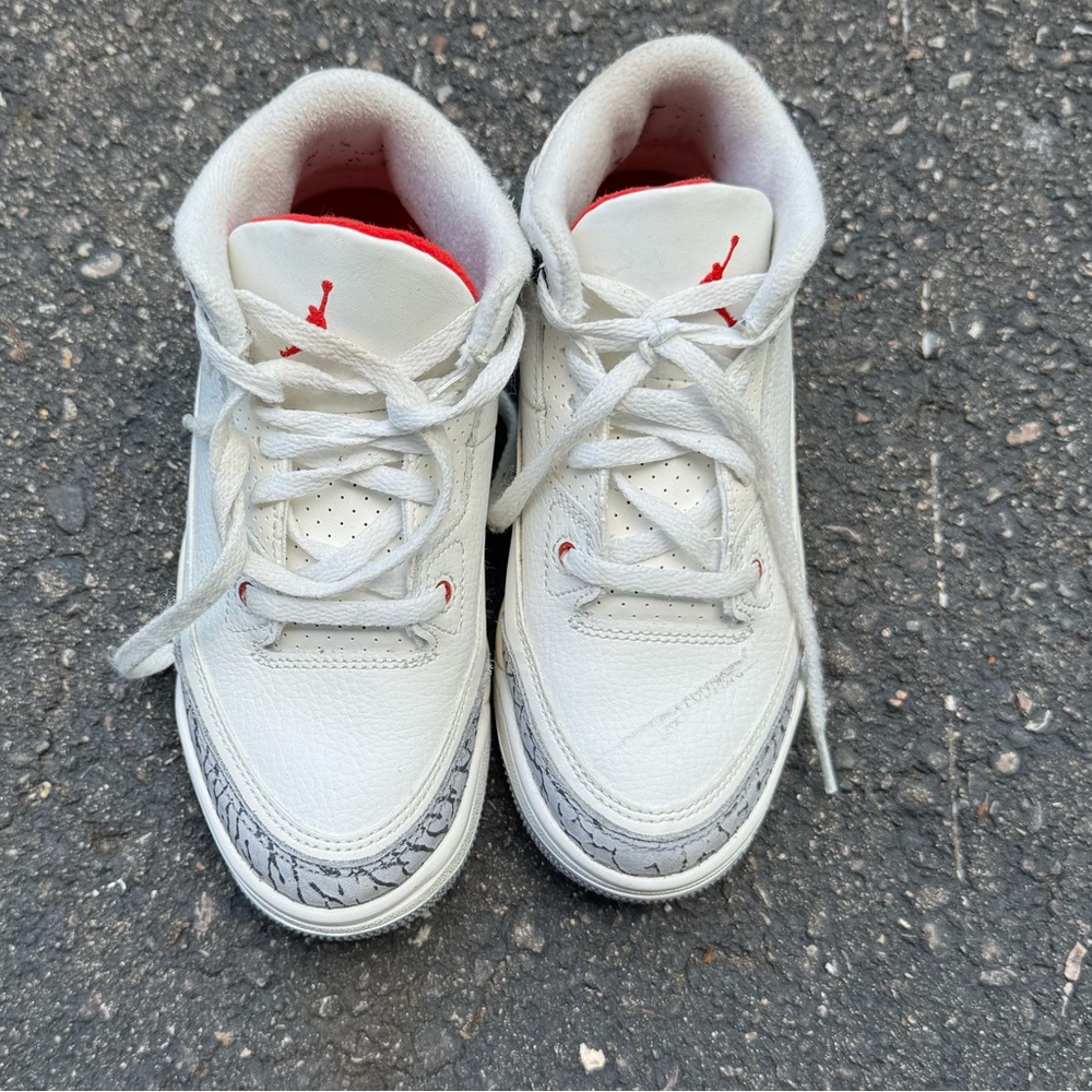 Boys Jordan’s 3